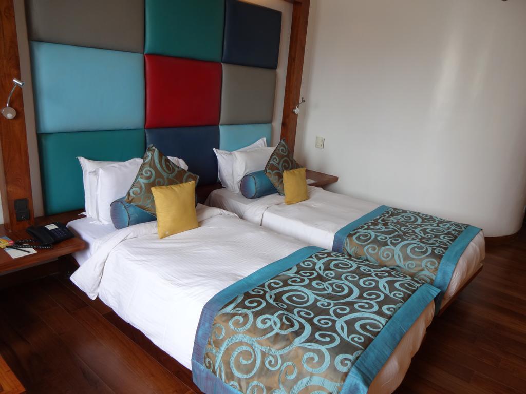 The Promenade Hotel 4*